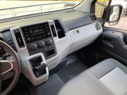 Toyota Hiace 2.7 Panel Super Larga Mt