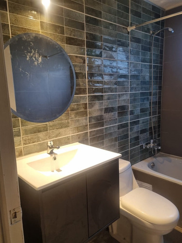Casa En Arriendo 3 Dorm 2 Baños- Los Domínicos- Las Condes