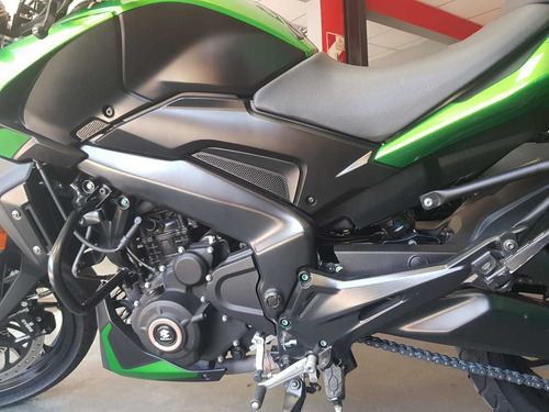Imagen 5 de 19 de Bajaj Dominar 400
