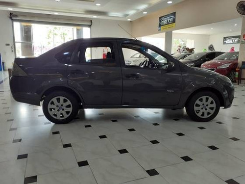 Ford Fiesta 1.0 Mpi Sedan 8v Flex 4p Manual