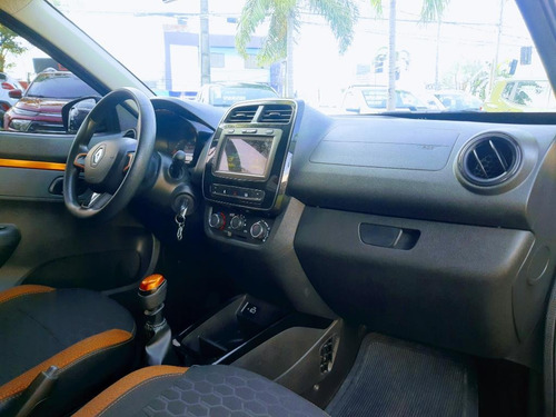 Imagem 8 de 8 de Renault Kwid Outsider 1.0 Flex 12v 5p Mec.