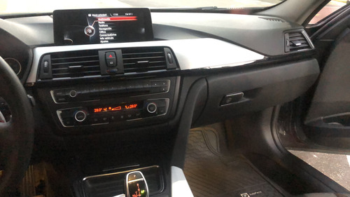 BMW Serie 3 2.0 328i Sedán Sport 245cv