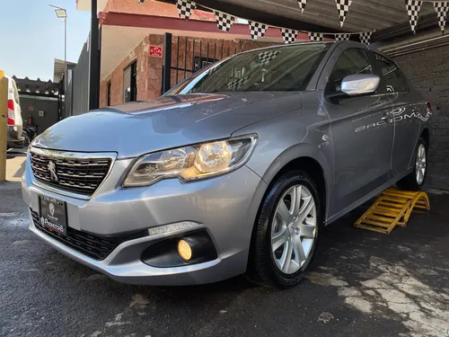 Peugeot 301 1.6 Allure At