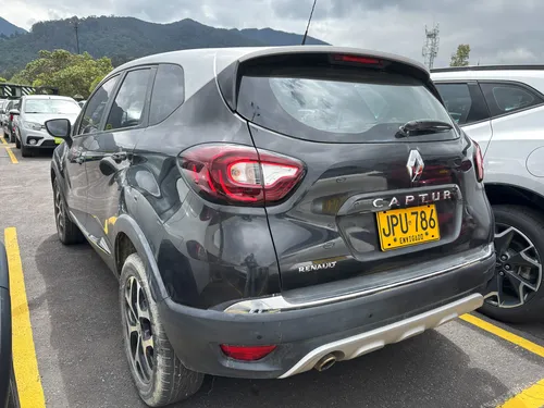 Renault Captur 2.0 INTENS BOSE