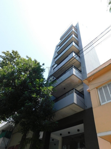 Imagen 2 de 30 de Venta Depto 3 Amb. Al Frente Super Luminoso Con Patio Y Balcón A Estrenar