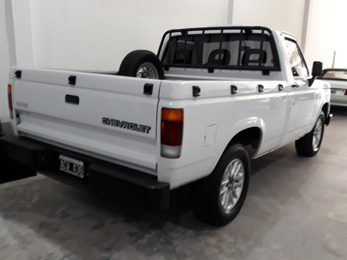 Imagen 2 de 15 de Chevrolet C20 Custom