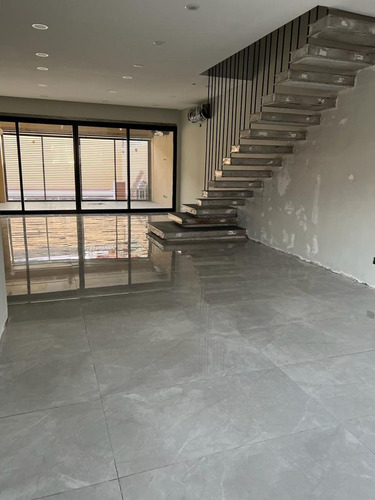 Imagen 5 de 21 de Venta Hermosa Casa A Estrenar Martinez
