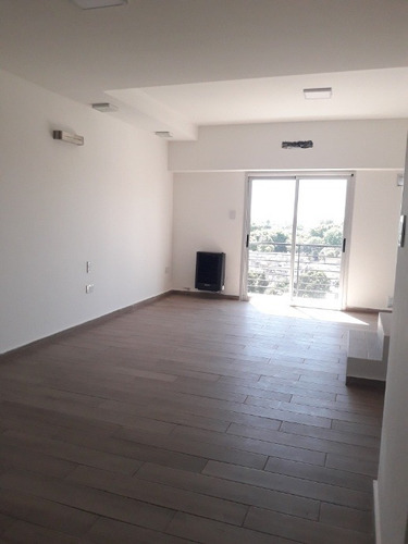 Imagen 11 de 14 de Departamento En Venta En Remedios De Escalada Oeste