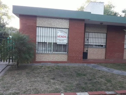 Imagen 3 de 10 de Vendido!!! Casa Mas Dpto En El Monte De Santa Teresita