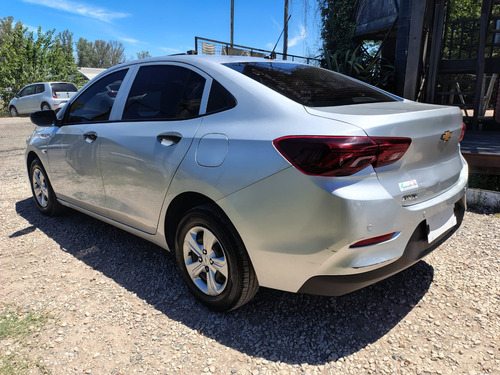 Chevrolet Onix plus 1.2