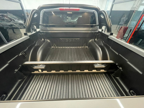 Imagen 20 de 25 de Nissan Frontier 2023 2.3bt Pro4x 4x4 At L22