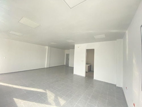 Imagen 16 de 22 de Bodegas En Arriendo Cordialidad 152-2558