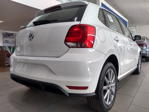 Imagen 10 de 14 de Volkswagen Polo Comfortline Mt 2021