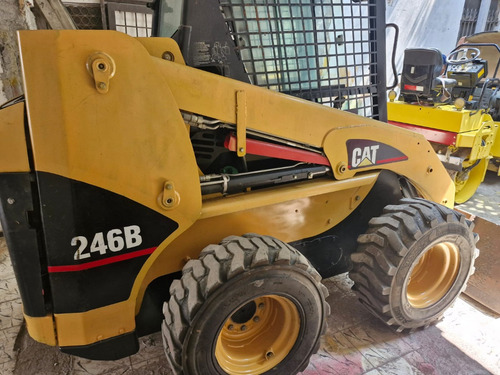 Minicargador Caterpilla 246b Año 2005