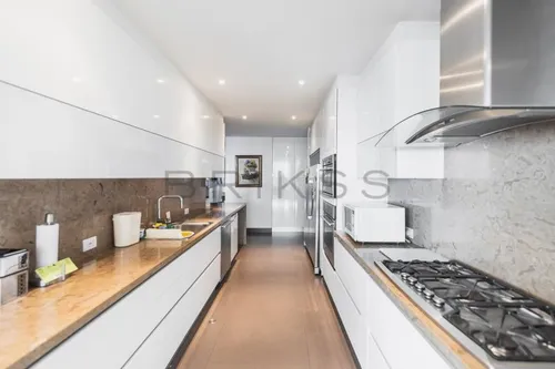 Apartamento En Venta En Los Rosales. Cod V1277