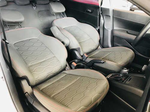 Imagem 7 de 14 de Hyundai Hb20x 2020 1.6 Evolution Flex Aut. 5p