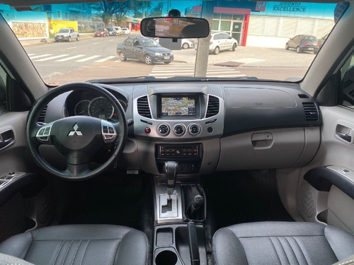 Imagem 6 de 11 de Mitsubishi L200 Savana
