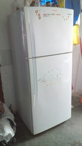 Refrigerador De Dos Puertas Color Blanco Marca Samsung 