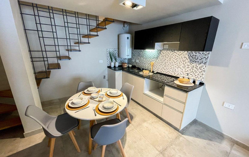 Imagen 3 de 14 de Venta Departamento Dúplex 1 Dormitorio Con Terraza - Pichincha