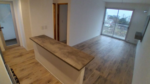 Excelente Departamento Un Dormitorio 6 E/ 65 Y 66