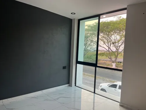 Venta De Hermosa Casa Con Excelentes Acabados En La Rioja Colima Al Noreste