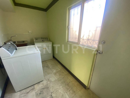 Casa En Renta.amueblada .quintas Sebastian, Chihuahua