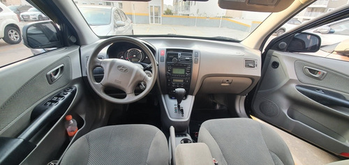 Imagem 3 de 4 de Hyundai Tucson 2013 2.0 Gls 4x2 Aut. 5p