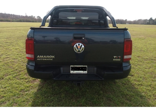 Imagen 6 de 8 de Amarok Dark Label Integral Automática 2015