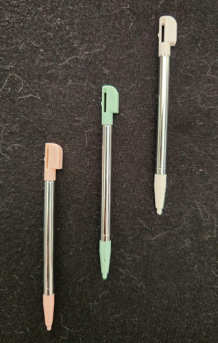Stylus Nintendo 3ds Pluma Lapiz Nuevas 3 Pzas (Usado)