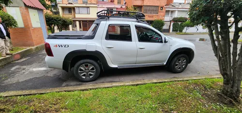 Renault Duster Oroch 2.0 Intens 4X4