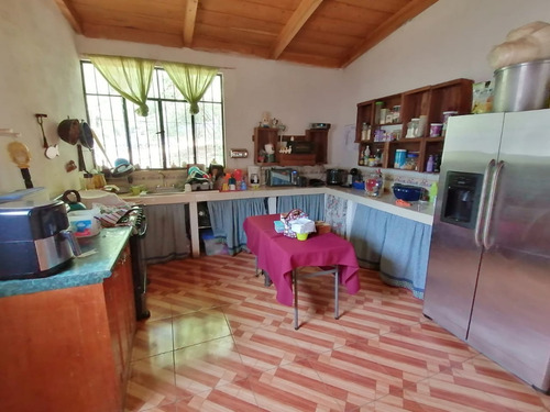Imagen 16 de 30 de Vendo Hermosa Casa Con Amplio Terreno (2,389.89 Vrs²), Excelente Ubicación, Excelente Precio