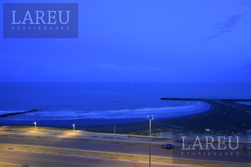 Imagen 7 de 30 de Departamento - B.f.u.camet