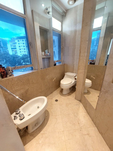 Apartamento En Venta En Plaza Francia Altamira Chacao Caracas