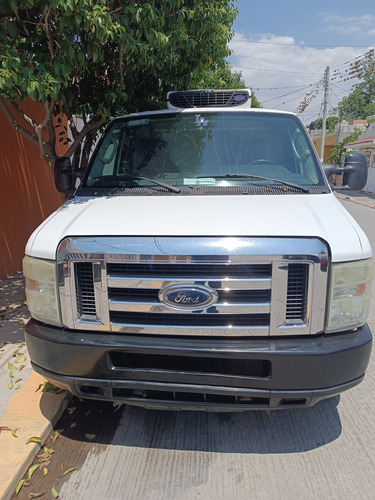 Ford Econoline E-150