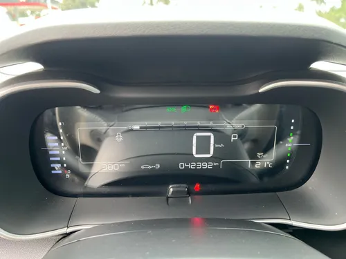 Citroën C4 Cactus 1.6 Shine Turbo Aut