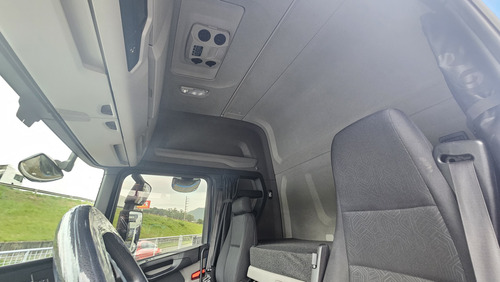 Scania R 450 A6x2 2022/2023