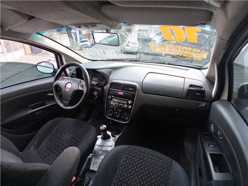 Imagem 13 de 13 de Fiat Punto 1.8 Hlx 8v Flex 4p Manual
