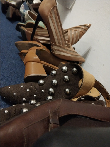 Lote Zapatos Mujer. Championes, Tacones, Sandalias, Botas. (Usado)