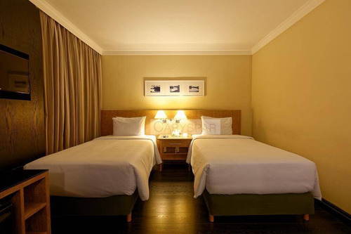 Imagem 13 de 25 de Flat Radisson Berrine - No Pool - Investimento! - Fl5107