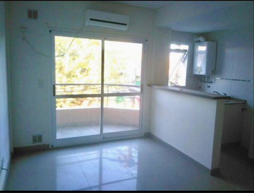 Venta Depto 2 Amb C/ Balcón A La Calle Lanus ,retazado !!