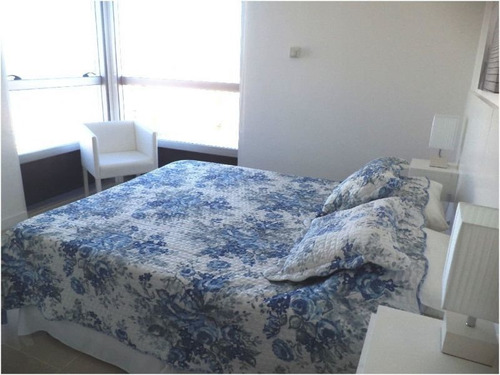 Venta De Apartamento 3 Dormitorios En Playa Brava