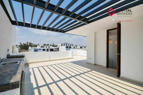 Casa En Venta, Nueva En Solares Con Roofgarden