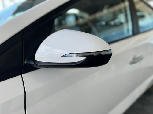 Hyundai HB20 1.6 Unique 5p