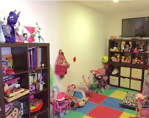 Casa En Venta En Bosques De Las Lomas En Paseo De Las Lilas