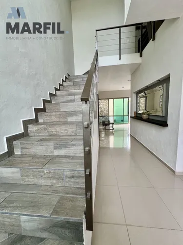 Casa En Venta De 4 Recámaras Residencial Rincon Del Colibri Norte De Colima