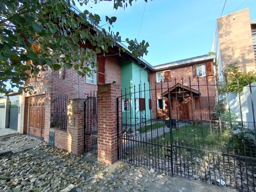 Casa En Venta Manuel B . Gonnet  - La Plata  -