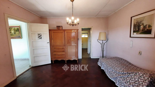 Casa Tipo Chalet Colonial En Espect Lote De 20x35.35 Mts - 707 M2 De Lote Gran Parque Arbolado