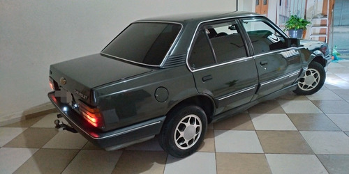 Imagem 10 de 15 de Chevrolet Sl/e