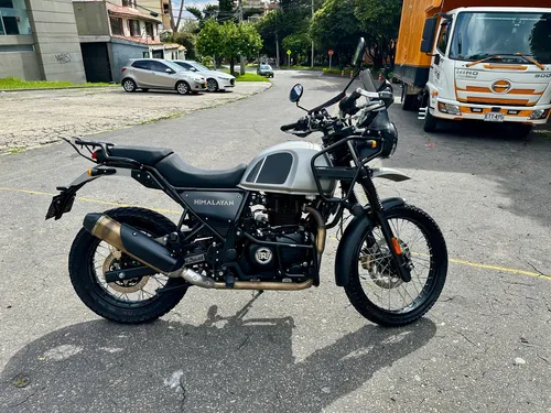 Royal Enfield Himalayan 411 2024