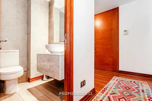 Departamento En Venta De 3 Dorm. En Lo Barnechea
